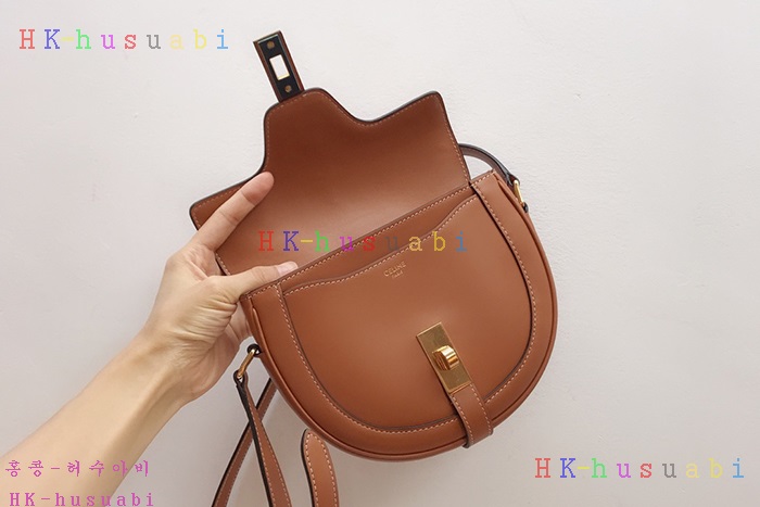 �ڹ̷��ޡڼ����� ����ü 16�� SL188013