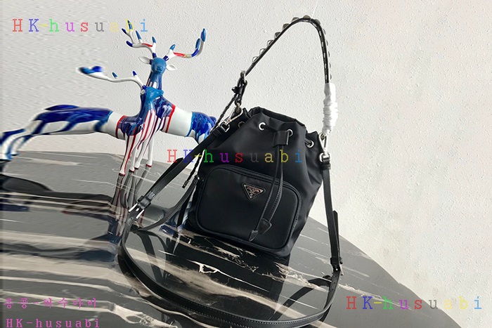 �ڹ̷��ޡ� ����� ��Ŷ�� P 1BH038-8