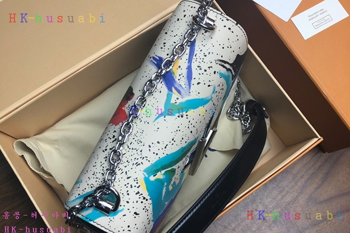 �ڹ̷��ޡ� ���̺��� Ʈ����Ʈ MM  M53857