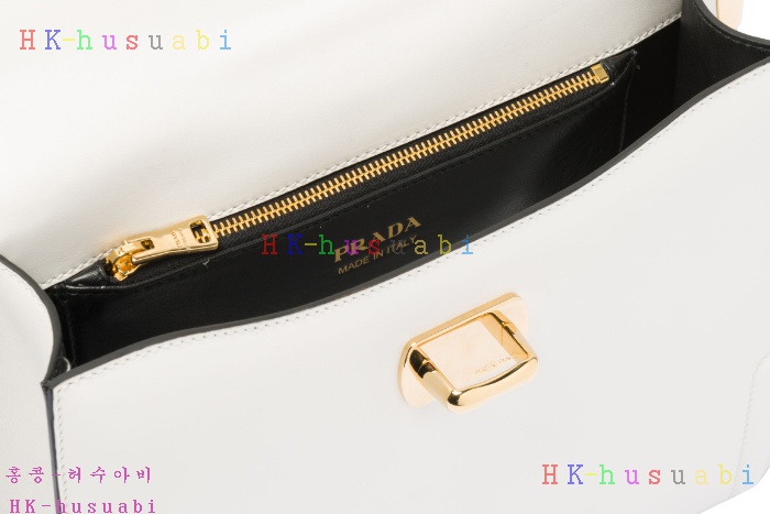 �ڹ̷��ޡ� ����� �� ��Ʈ�� P 1BN004