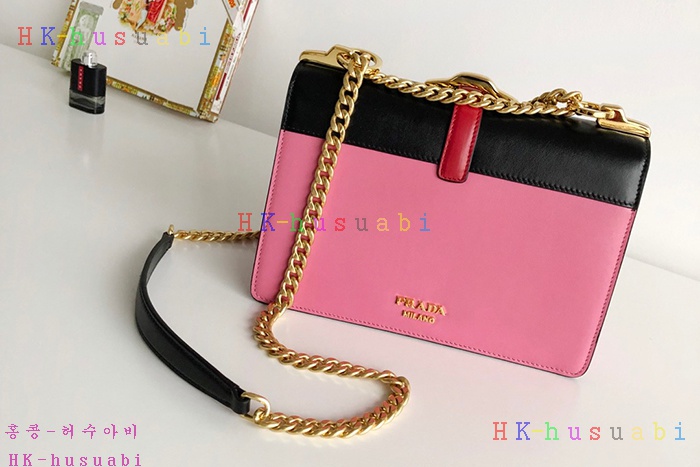 �ڹ̷��ޡ� ����� �� ���� ����� P 1BD188