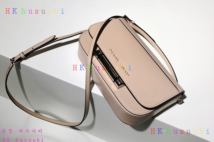 �ڹ̷��ޡ� ����� �ú��� ���׹� P 1BD170-2