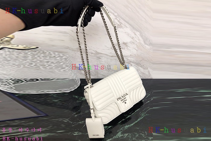 �ڹ̷��ޡ� ����� ���̾�׷� ���� ����� P 1BD108-9