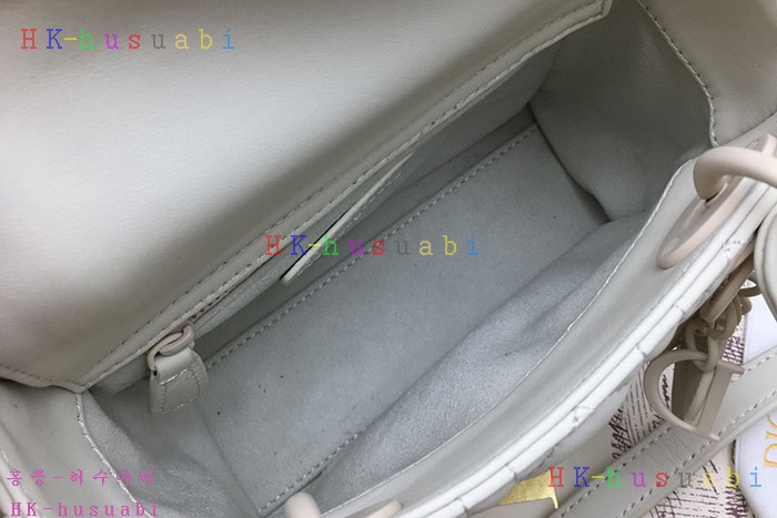 �ڹ̷��ޡ� ��� ���̵�� DR 18822-4