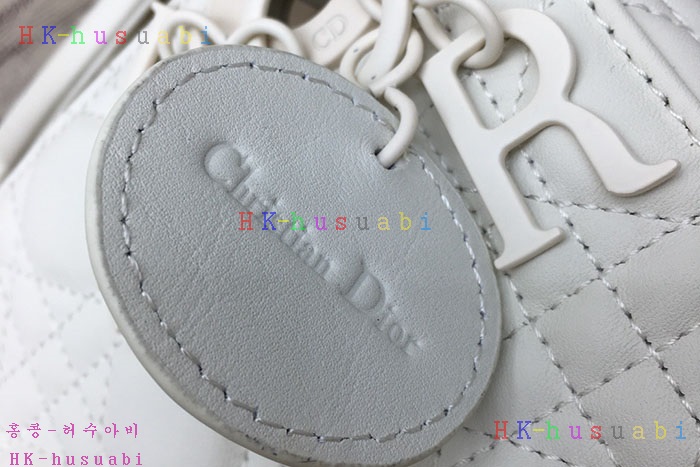 �ڹ̷��ޡ� ��� ���̵�� DR 18822-4