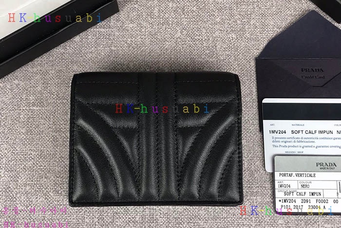 �ڹ̷��ޡ� ����� ������  P 1MV204