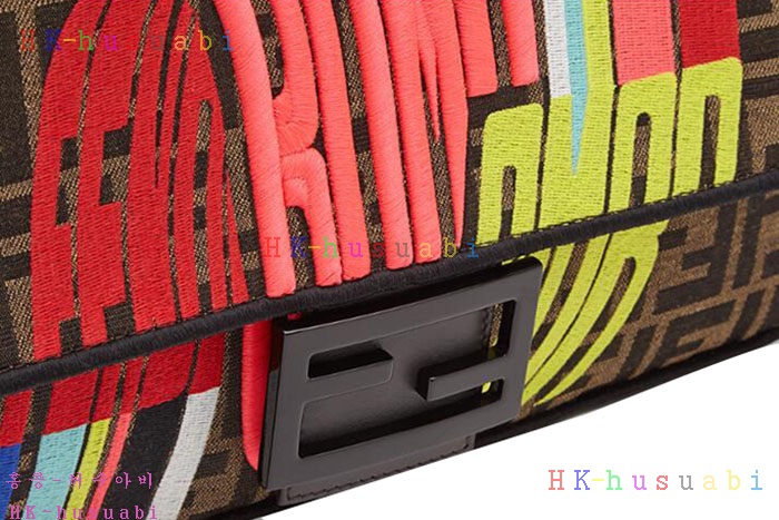 �ڹ̷��ޡ� ��� �ٰ�Ʈ��  F 8BR771