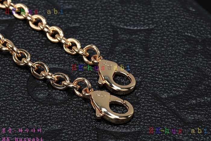 �ڹ̷��ޡ� ���̺���  ����Ʈ �縮�� M64064