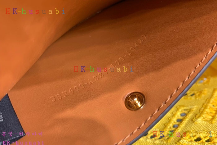 �ڹ̷��ޡ���� �ڼ� ĵ���� �ٰ�Ʈ�� 8BR600