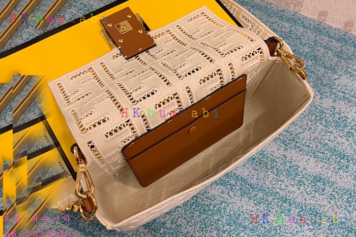 �ڹ̷��ޡ���� �ڼ� ĵ���� �ٰ�Ʈ�� 8BR600-2