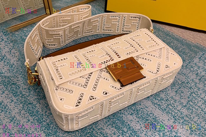 �ڹ̷��ޡ���� �ڼ� ĵ���� �ٰ�Ʈ�� 8BR600-2