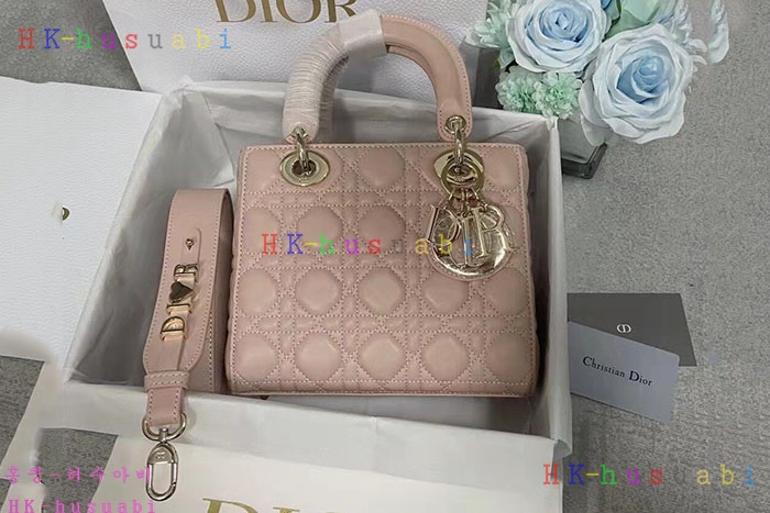 �ڹ̷��ޡ� ��� ���̵�� DR 18800