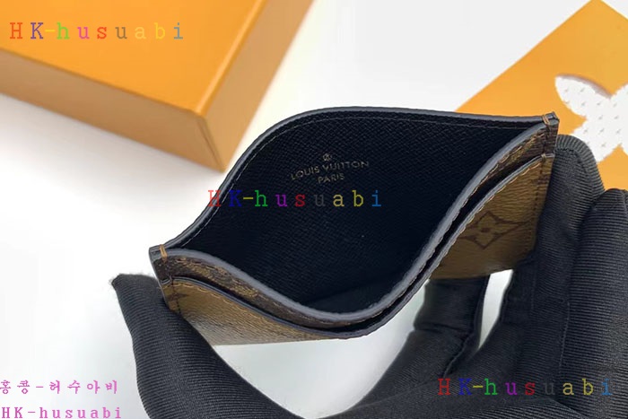 �ڹ̷��ޡڷ��̺��� ī�� Ȧ�� M69161