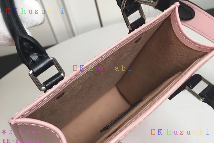 �ڹ̷��ޡ� ���̺��� �ڶ� �� �ö� LV M69575