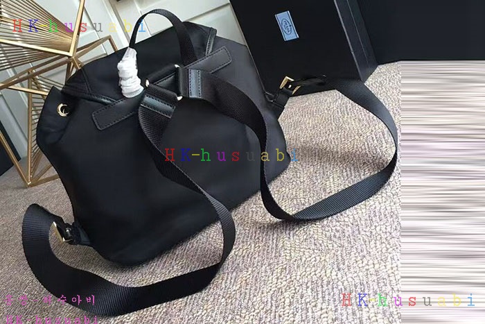 �ڹ̷��ޡ������  ���ڳ� ���� BZ0030