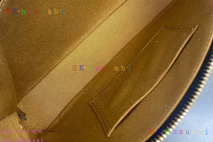 �ڹ̷��ޡڼ����� Ʈ������ ����� 119412